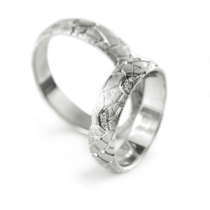 Burme od belog zlata