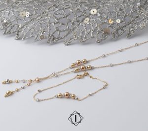 Zlatna ogrlica i narukvica